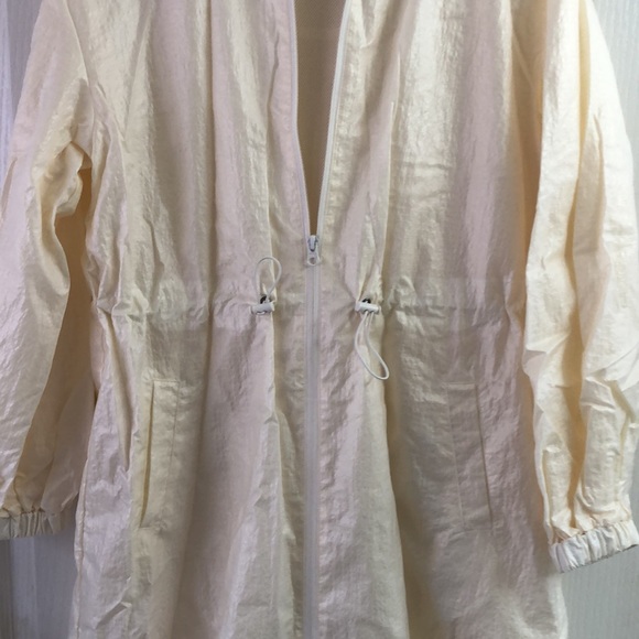 Future Collective By Gabriella -Johnson White/Ivory  Windbreaker Cute Long Sz SM - Picture 4 of 16